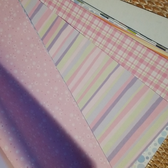 60 sheets of assorted patterned scrapbooking paper for your crafting need. - Picture 7 of 8